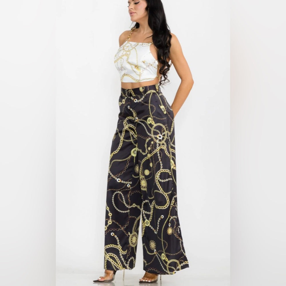 68. LATISTE Elegant Black and Gold Women's Crop Top & Wide-Leg Pants Set