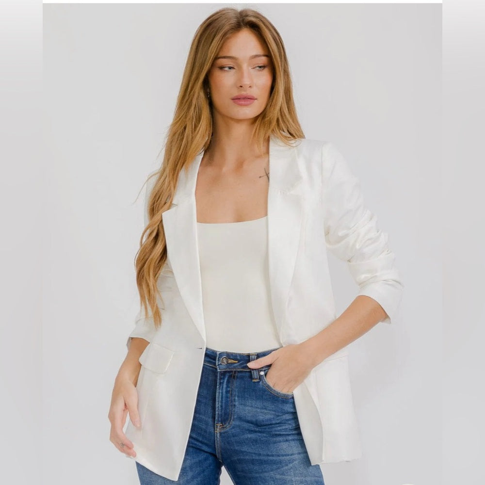 121. Elegant White Women's Blazer