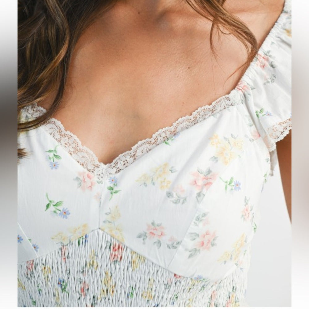 307. MABLE Summer Romance Floral Lace Dress