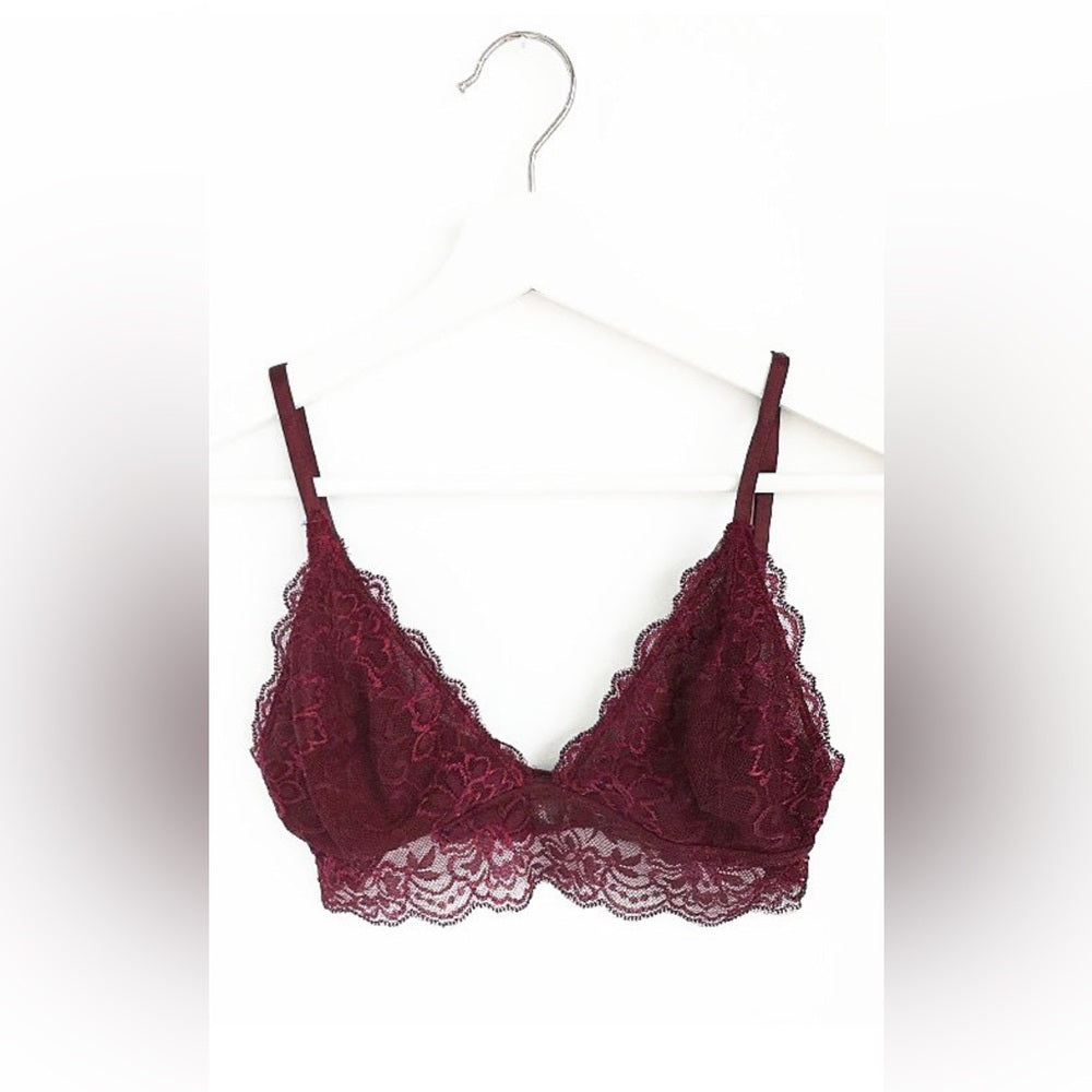433. Elegant Lace Bralette in Burgundy