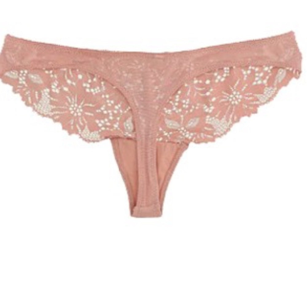 442. Lace Bralette & Thong in Misty Rose
