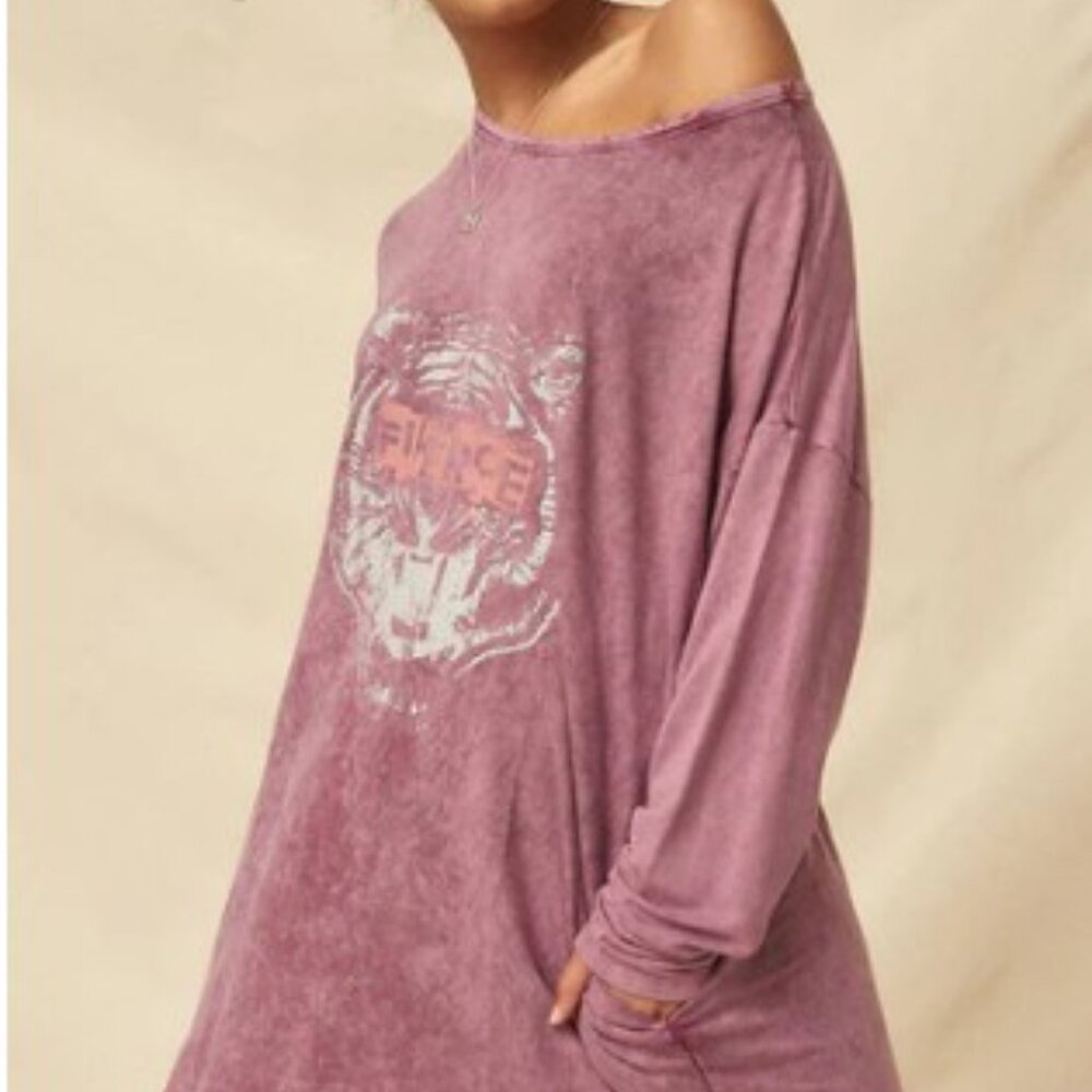 455. Fierce Tiger Long-Sleeve Graphic T-Shirt Mini Dress