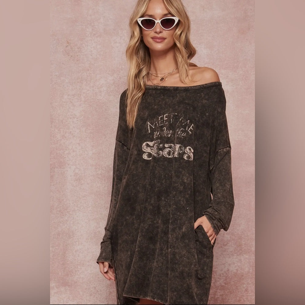 456. Under the Stars Long-Sleeve Graphic T-Shirt Mini Dress