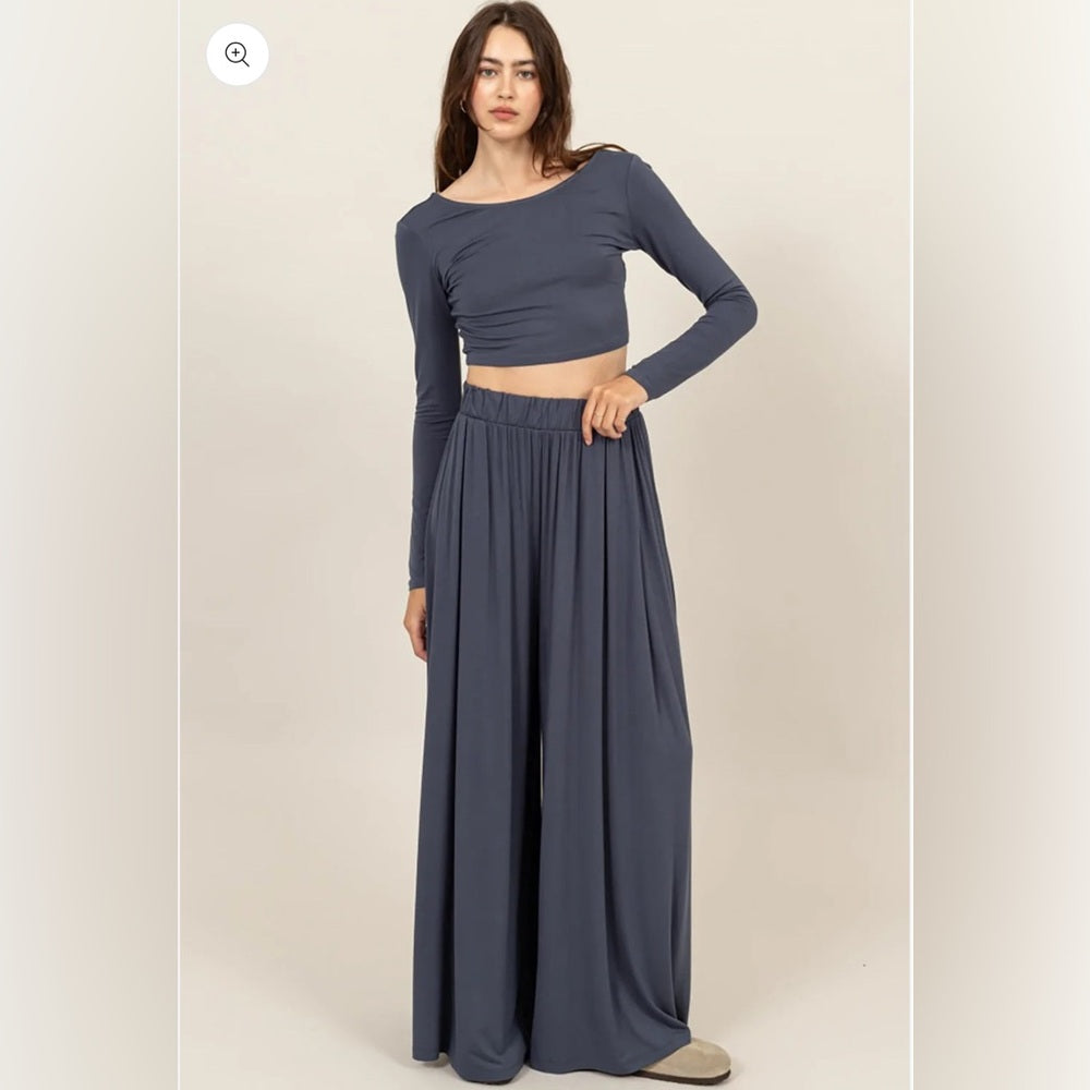 515. Long Sleeve Crop Top & Extra Wide Maxi Pants Set - Midnight Blue