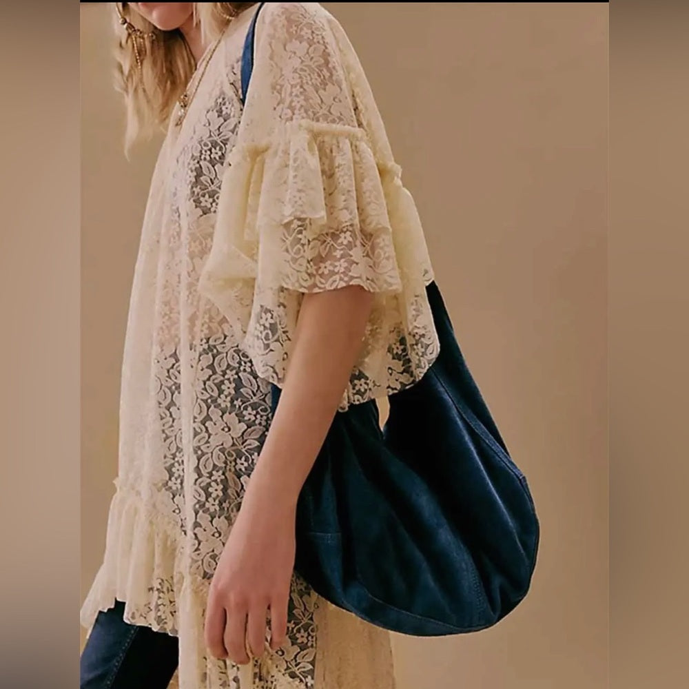 530. Cream Lace Overlay Top/Dress