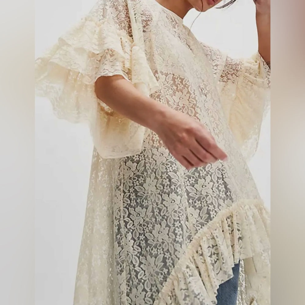 530. Cream Lace Overlay Top/Dress