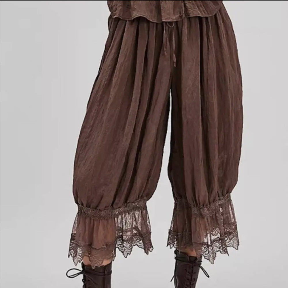 534. Brown Lace Trim Bloomer Balloon Pants