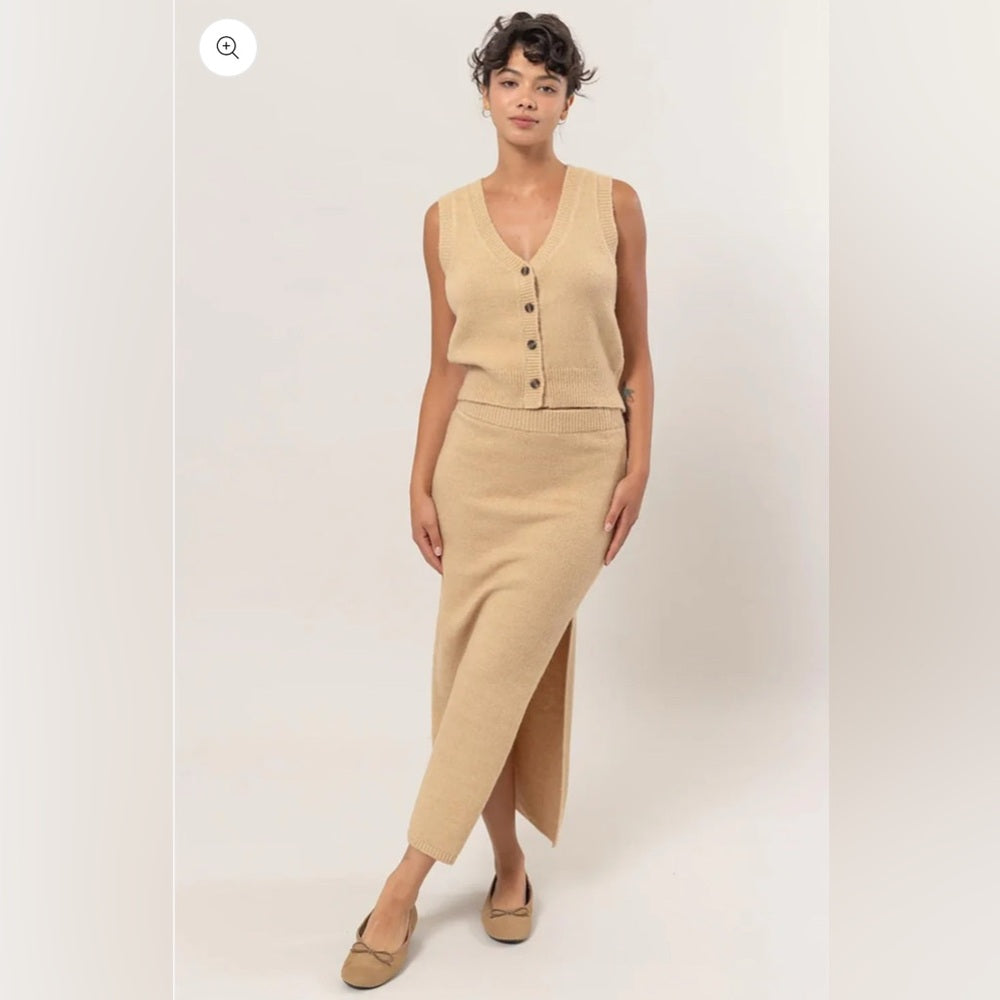 538. Tan Knit Maxi Skirt & Vest Set