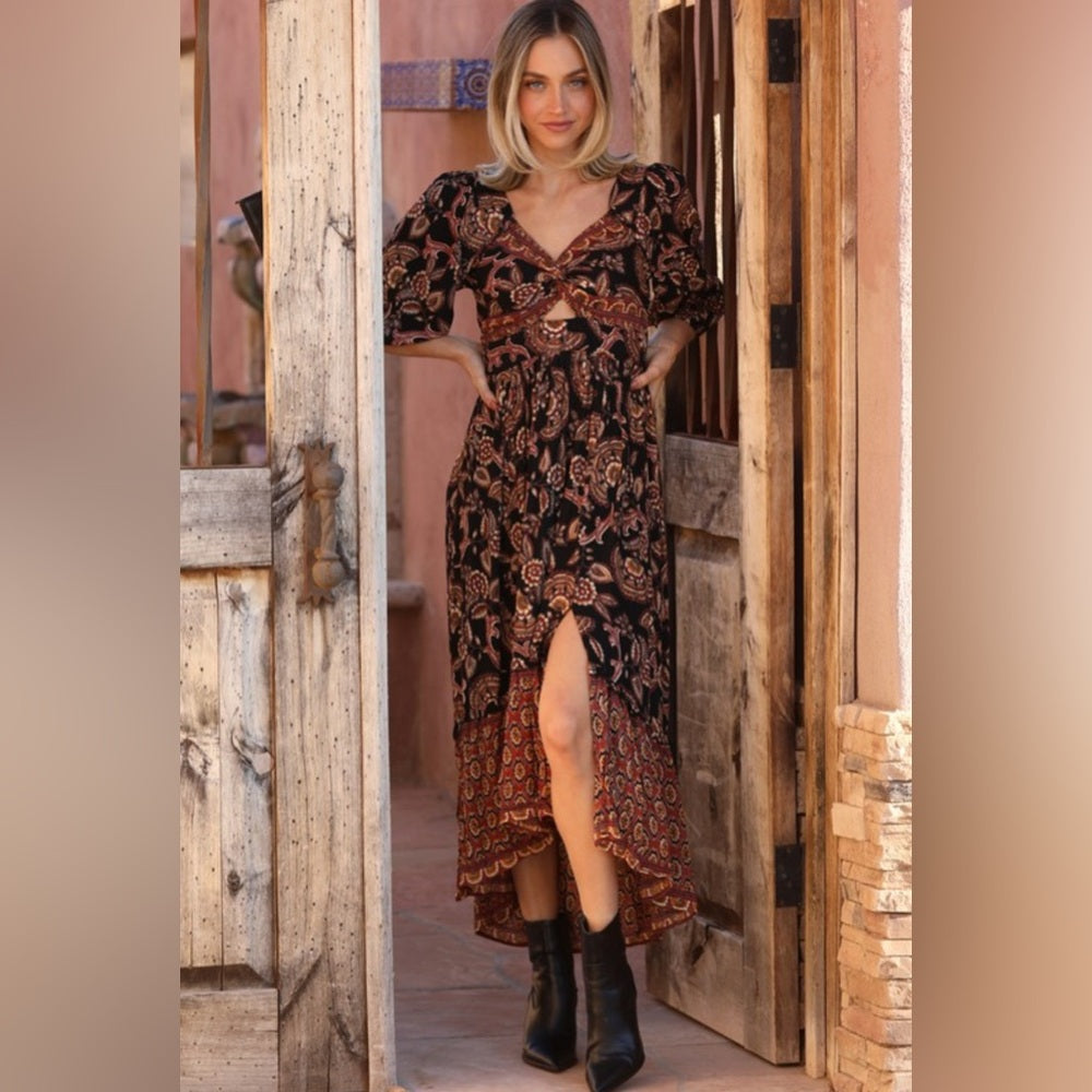 547. Black and Brown Paisley Front Keyhole Dress