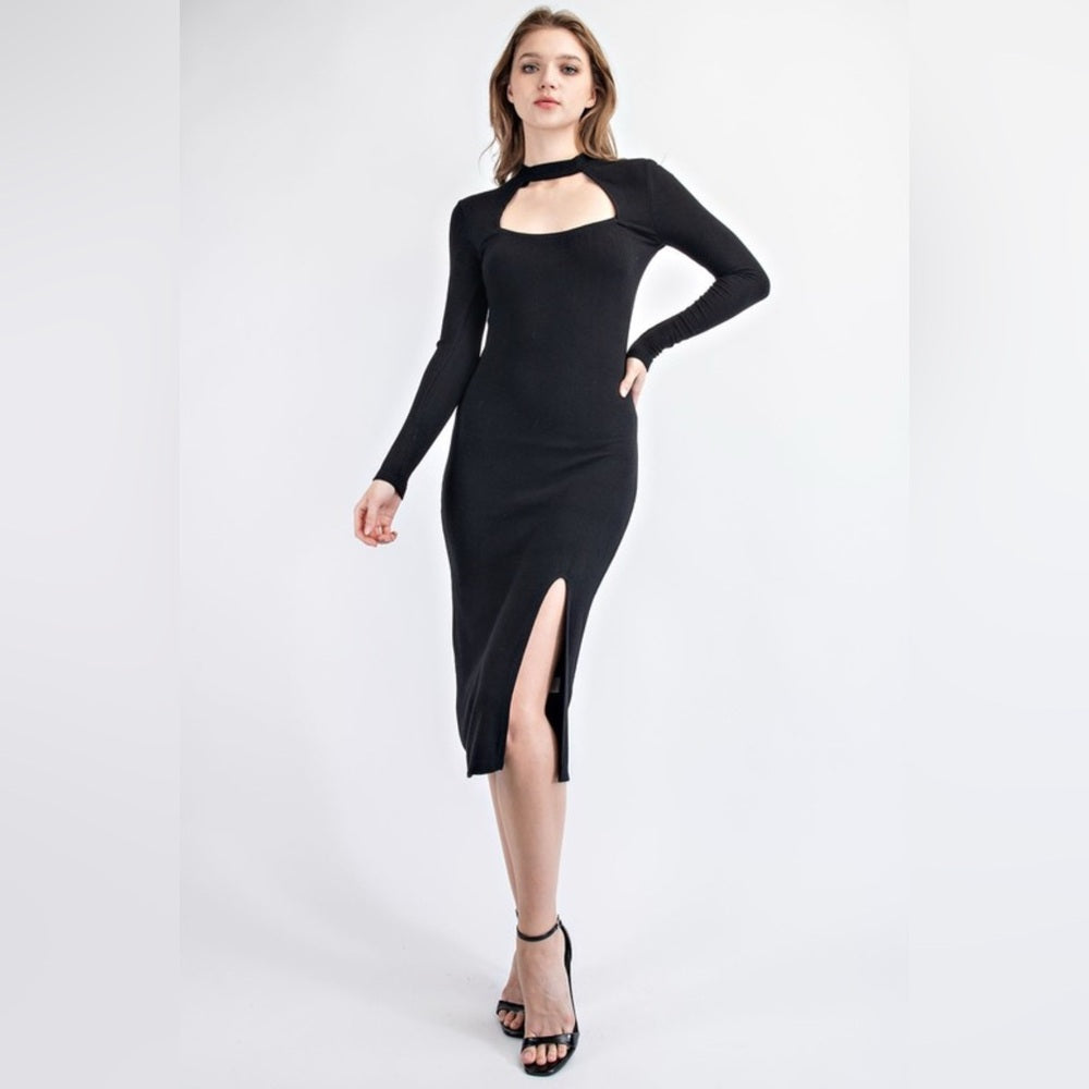 552. Elegant Black Long Sleeve Dress
