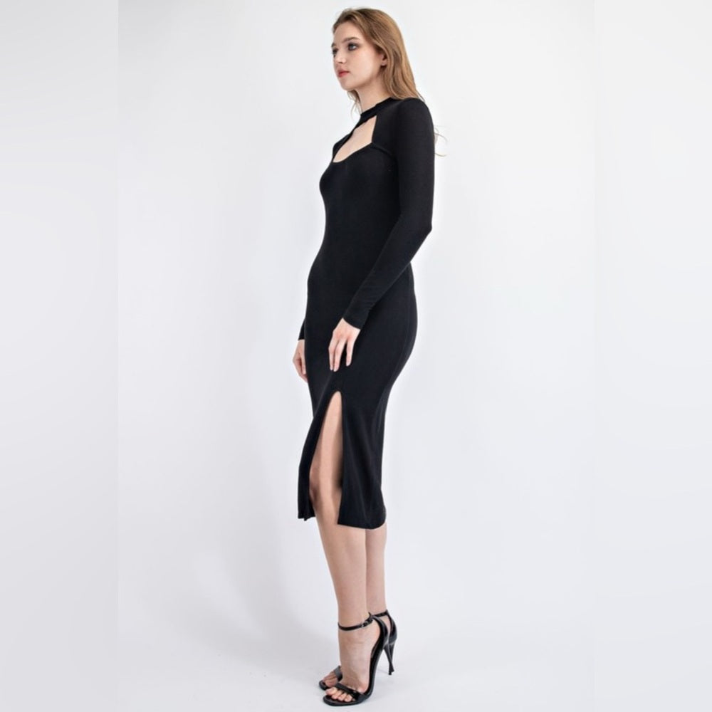 552. Elegant Black Long Sleeve Dress