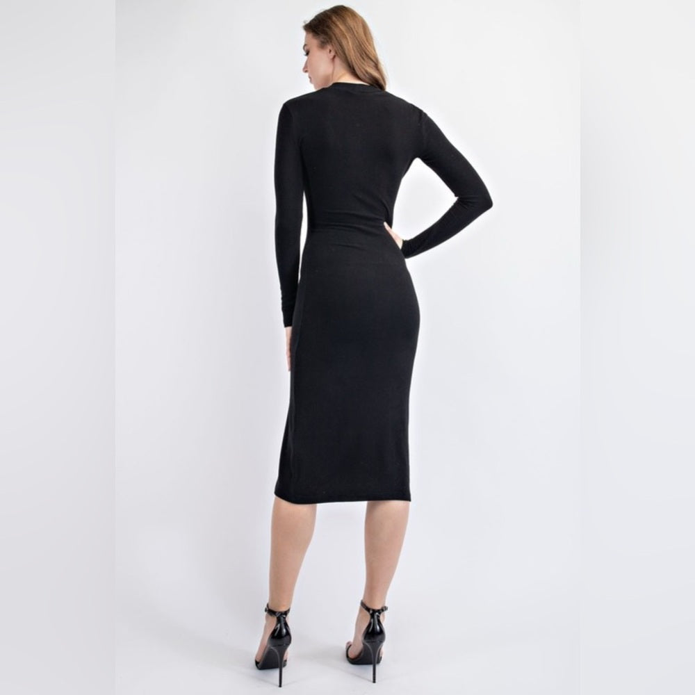 552. Elegant Black Long Sleeve Dress