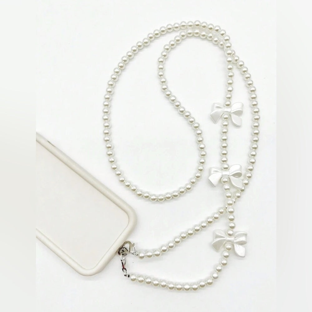556. Pearl & Bow Purse Strap or Phone Lanyard
