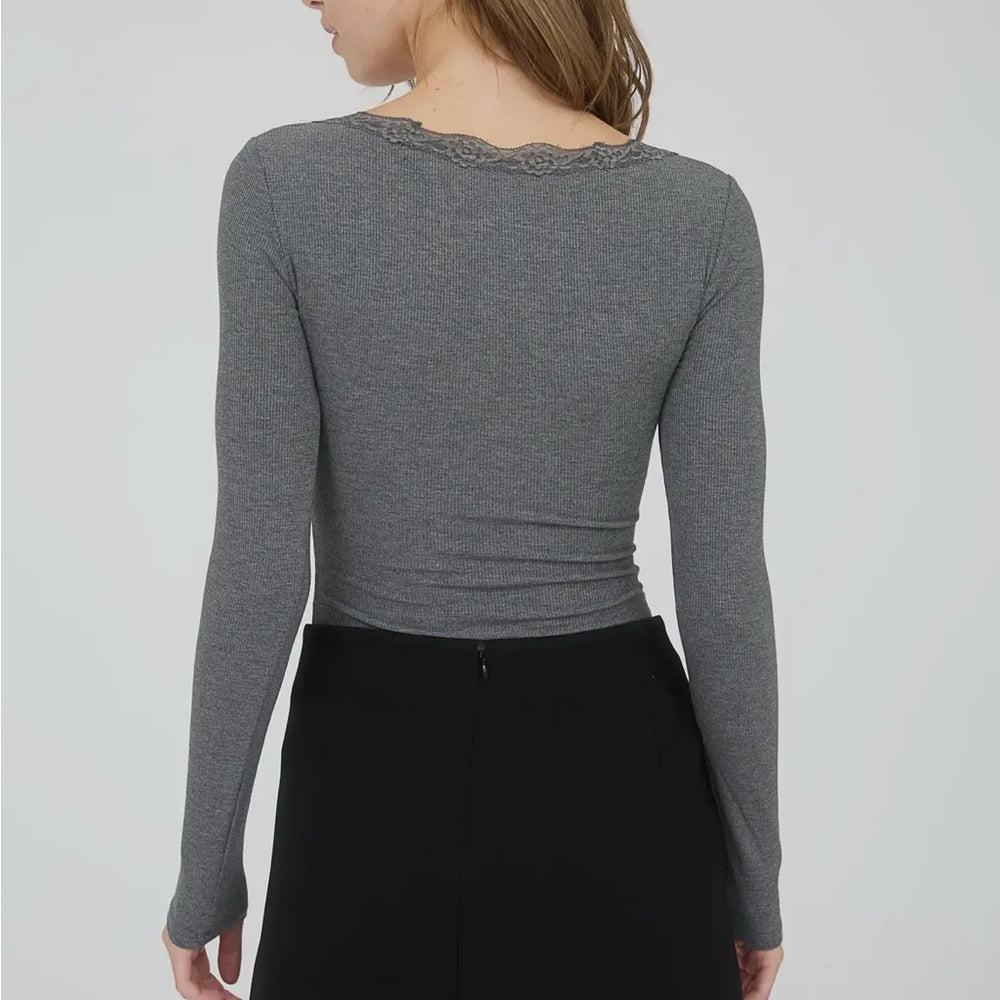 569. Gray Lace Trim Long Sleeve Top