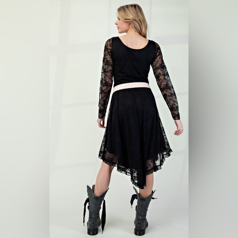 581. Easel Black Lace Dress