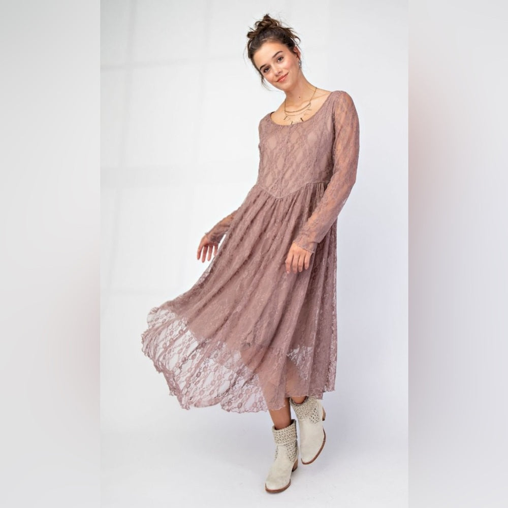 582. Easel Lace Long Sleeve Dress in Mauve