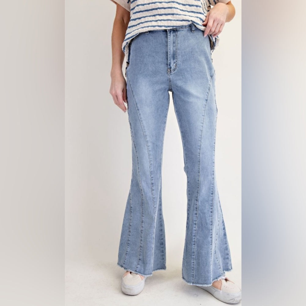586. Easel Classic Blue Flared Jeans