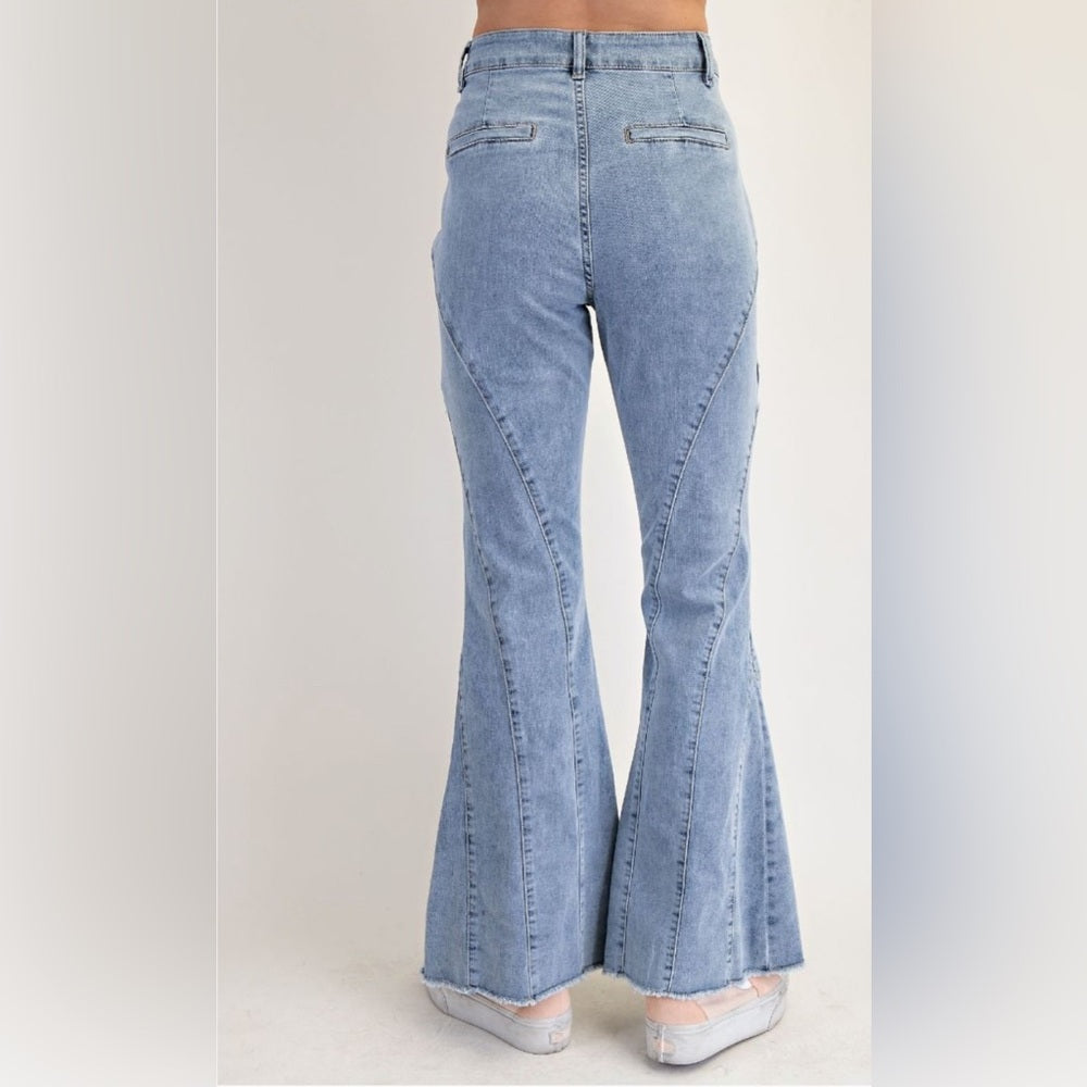 586. Easel Classic Blue Flared Jeans