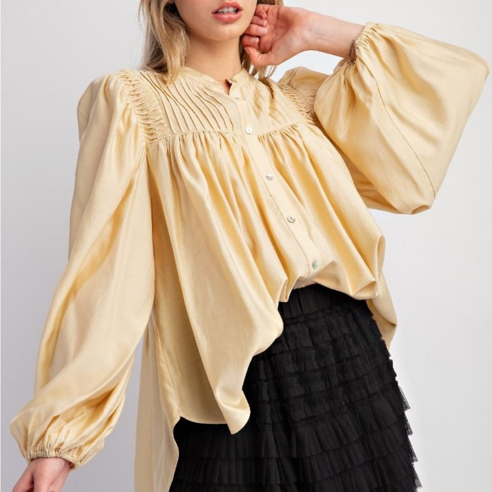589. Easel Vintage Style Loose Fit Butter Cream Blouse With Pleated Yoke