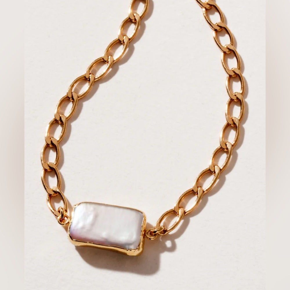508. Pearl Minimalist Collar Chain Necklace