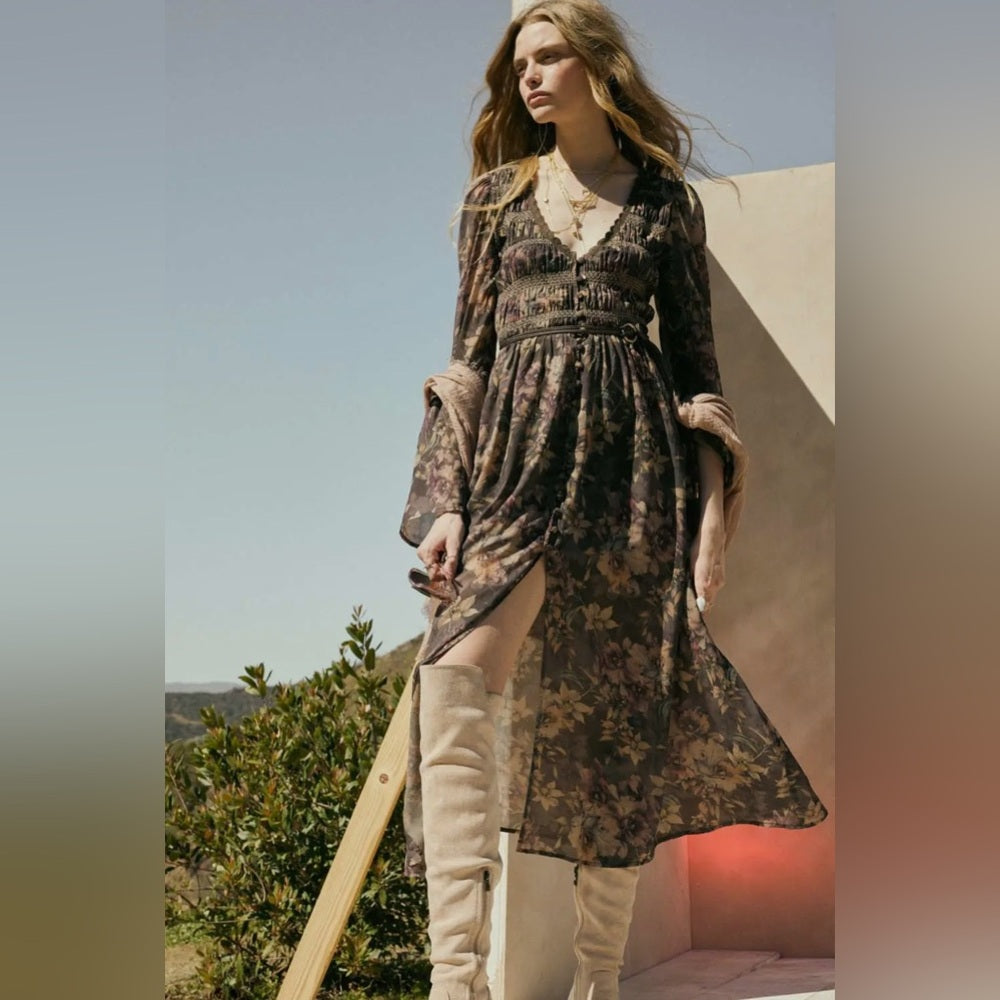 607. Promesa Bohemian Floral Maxi Dress With Long Sleeves & V-Neck