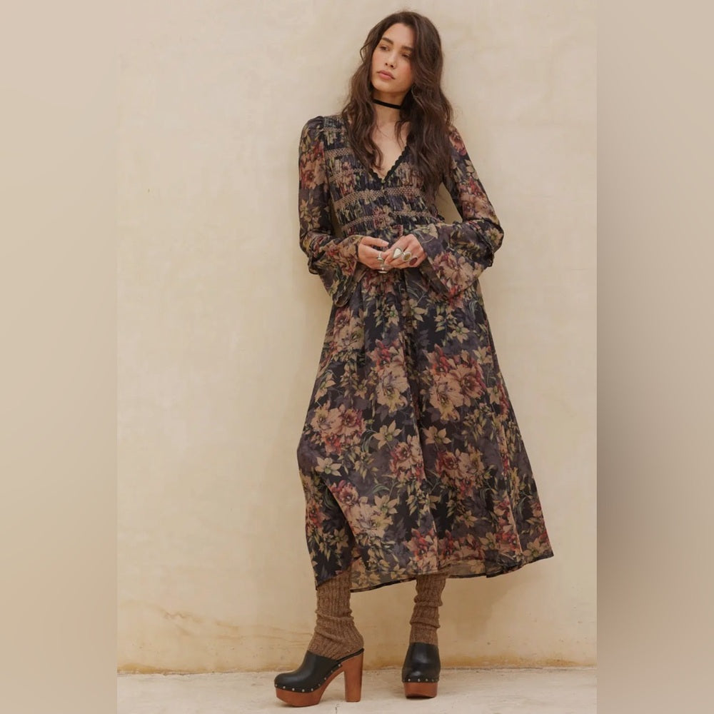 607. Promesa Bohemian Floral Maxi Dress With Long Sleeves & V-Neck