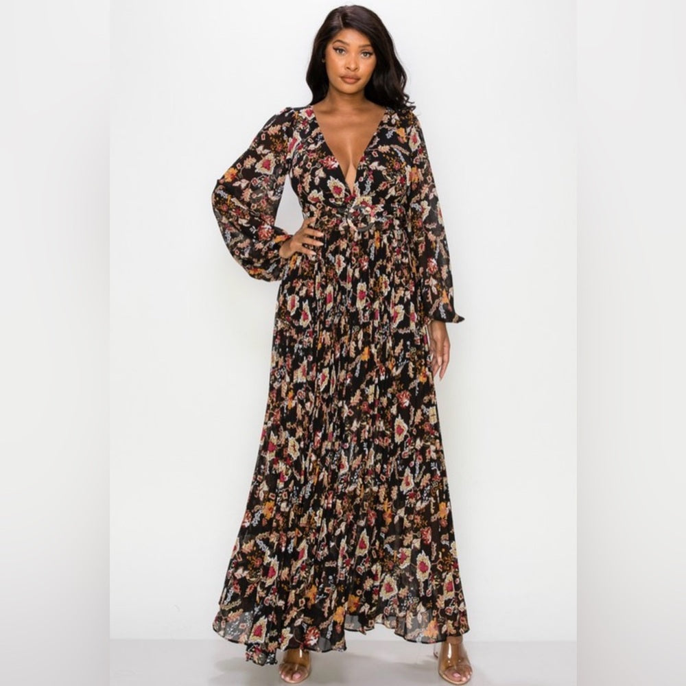 619. Floral Maxi Dress with Long Sleeves