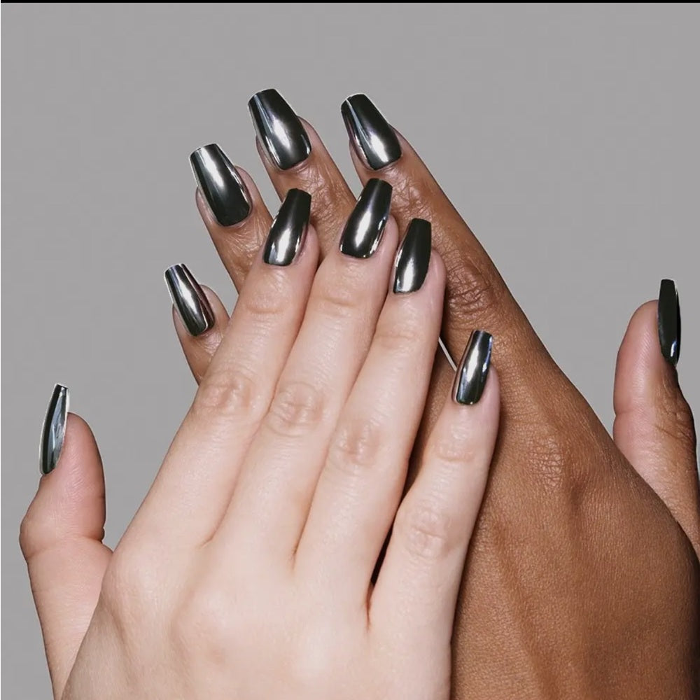 649. Glamnetic Gunmetal Glue-On Nails | Metallic Chrome Medium Nails