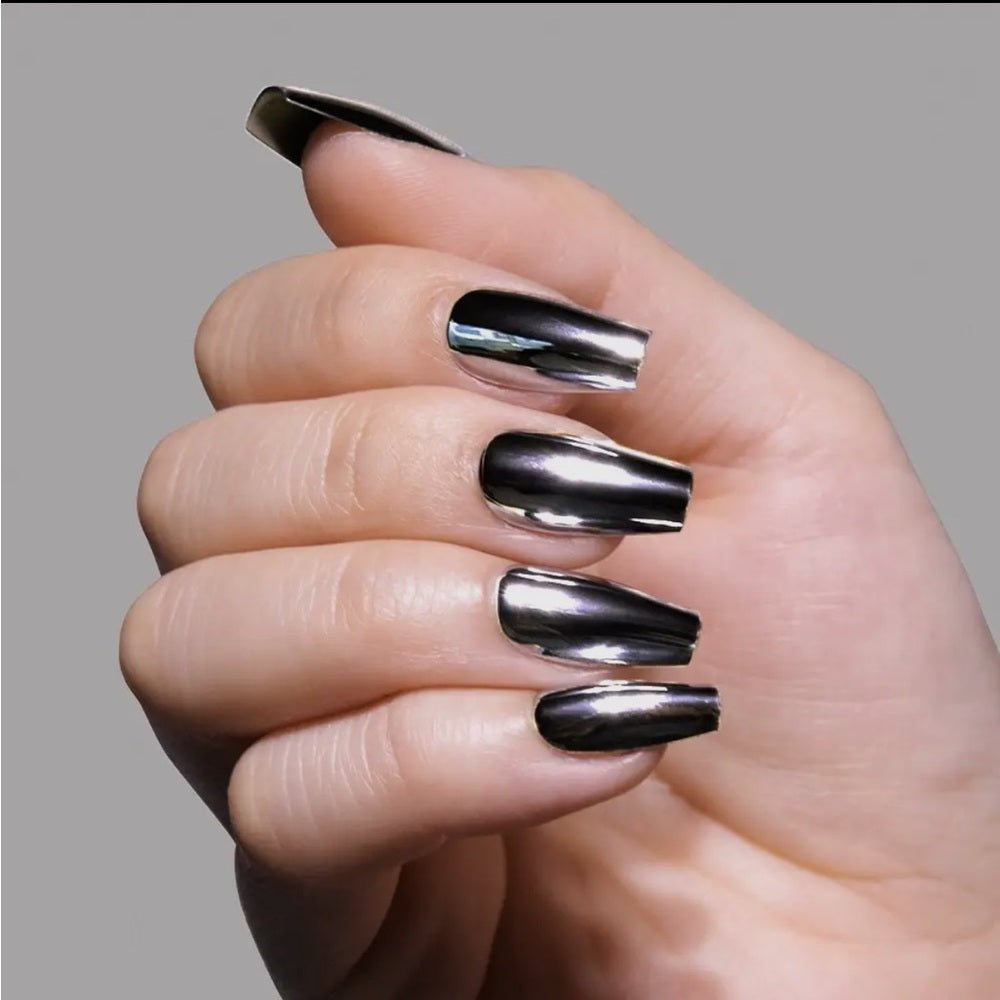 649. Glamnetic Gunmetal Glue-On Nails | Metallic Chrome Medium Nails