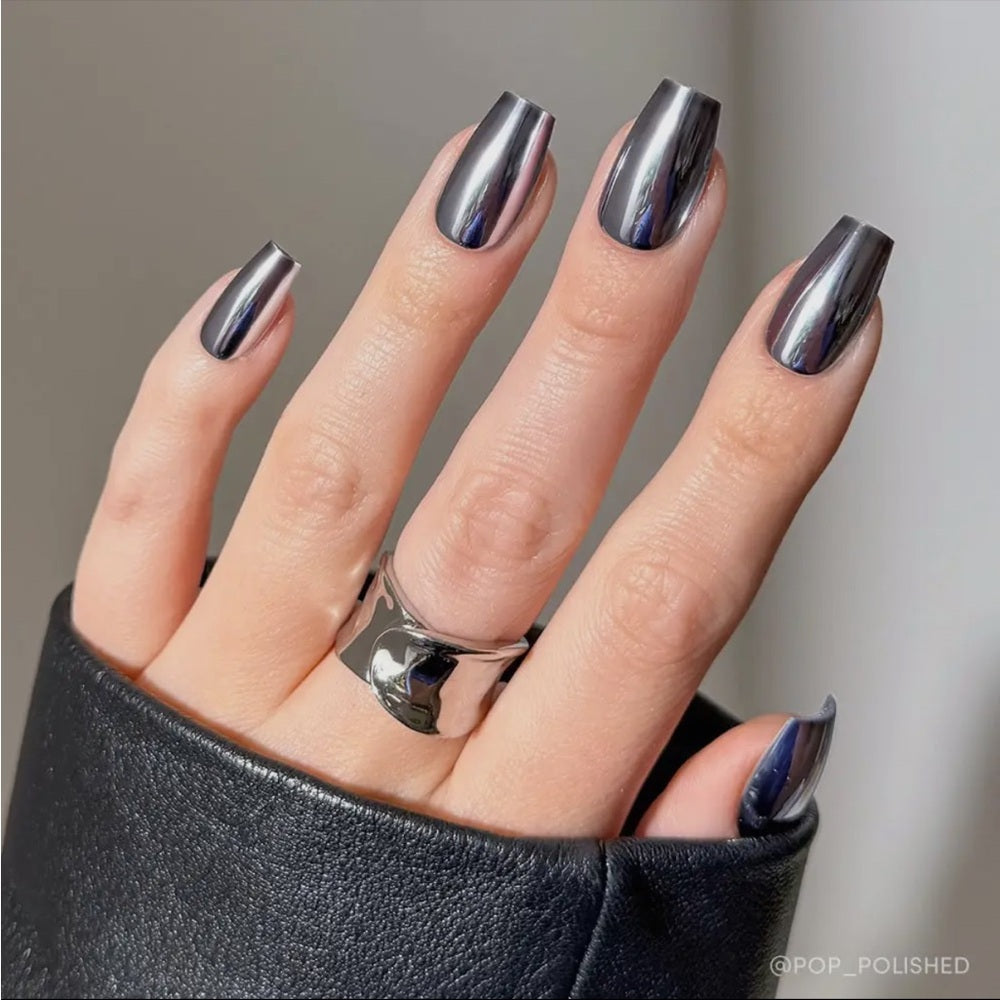 649. Glamnetic Gunmetal Glue-On Nails | Metallic Chrome Medium Nails