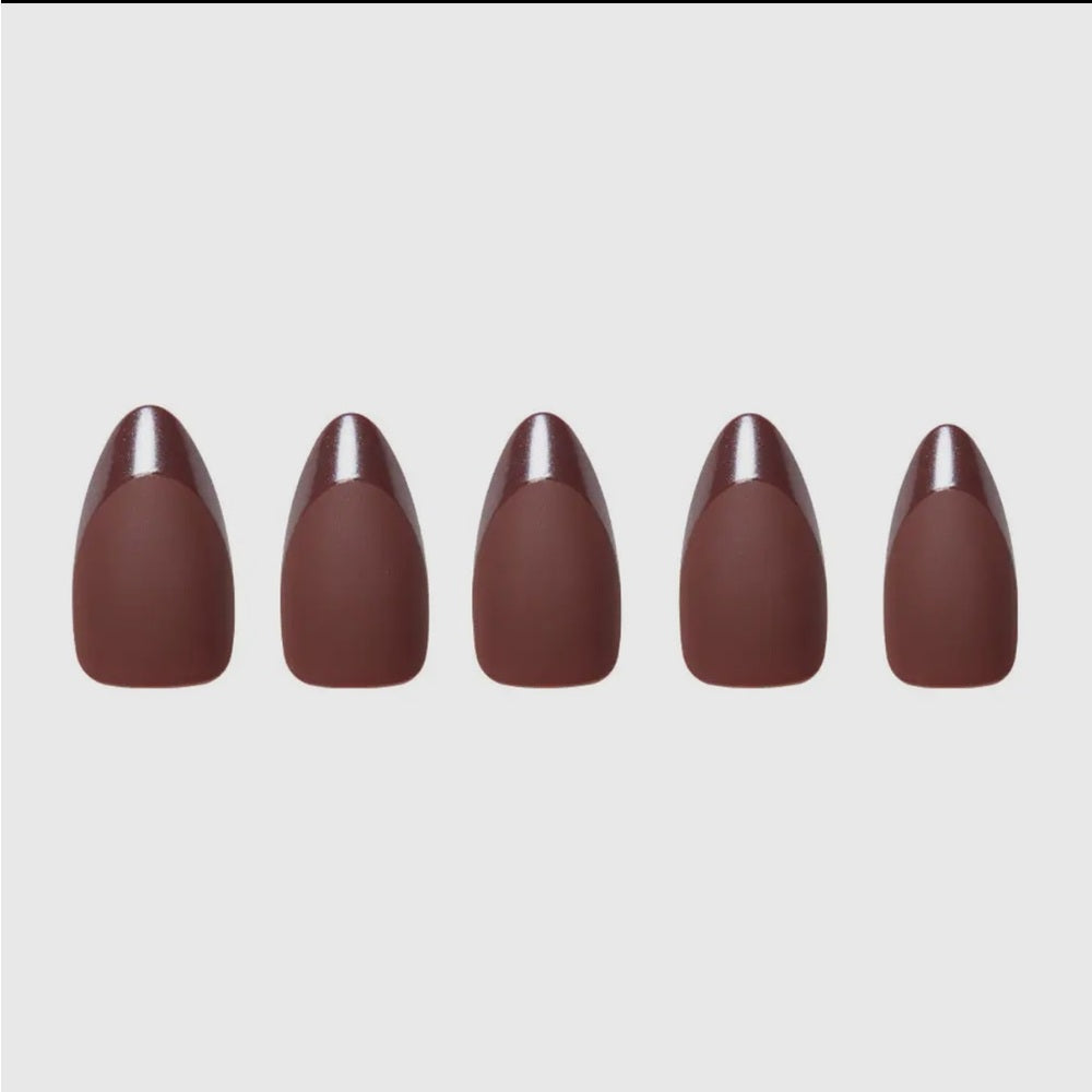 654. Terra Glue-On Nails | Dark Brown Short Almond Nails