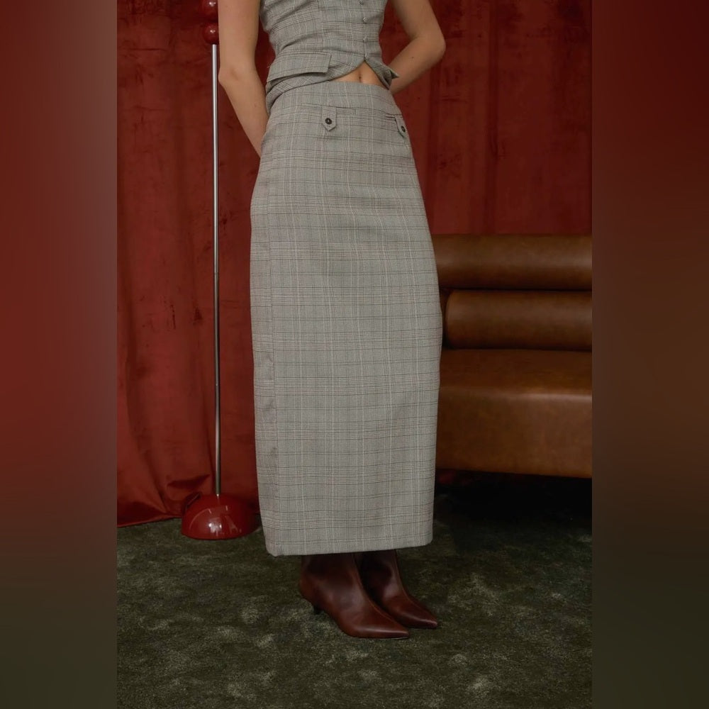 660. Gray Plaid Maxi Skirt