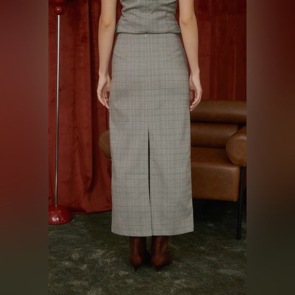 660. Gray Plaid Maxi Skirt