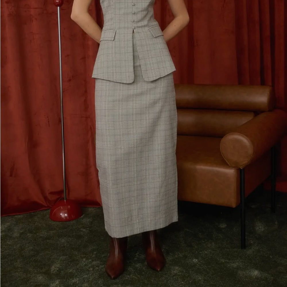 660. Gray Plaid Maxi Skirt