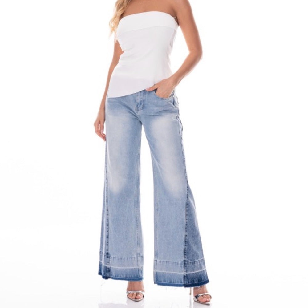 661. Wide Leg Light Wash Mixed Denim Jeans
