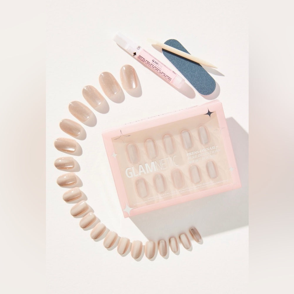 670. Glamnetic Pure Intentions Glue-On Nails Iridescent Hue