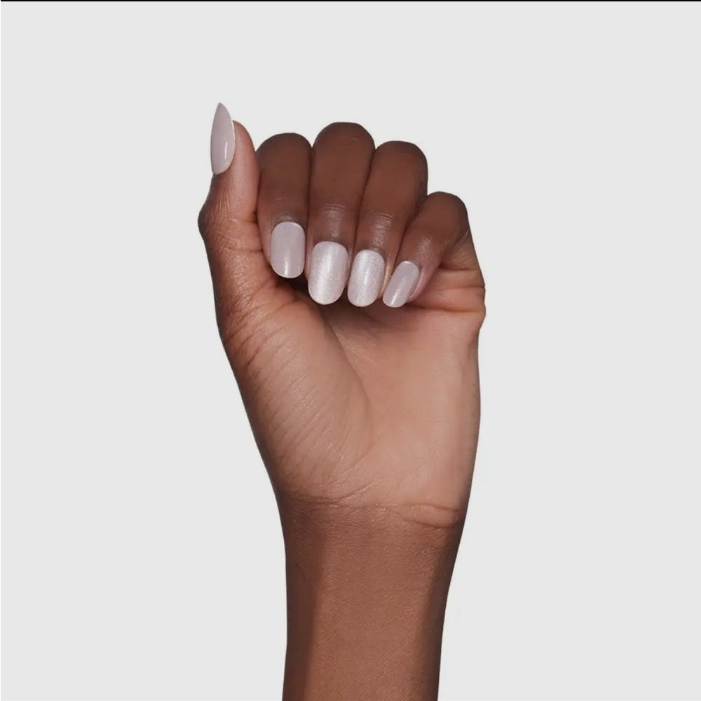 670. Glamnetic Pure Intentions Glue-On Nails Iridescent Hue