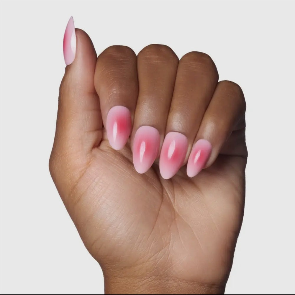 671. Glamnetic Blushing Aura Press-On Nails |
Short Almond Pink Hue