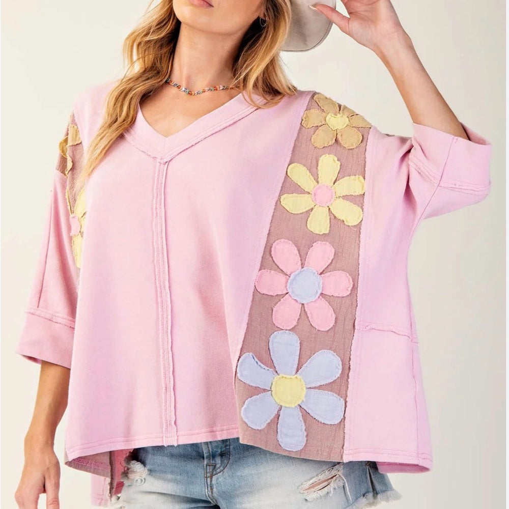 679. Easel Floral Pink Women's Top