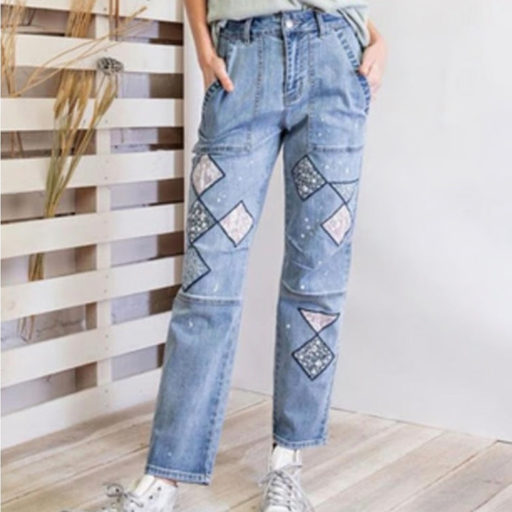831. Easel Patchwork Blue Jeans