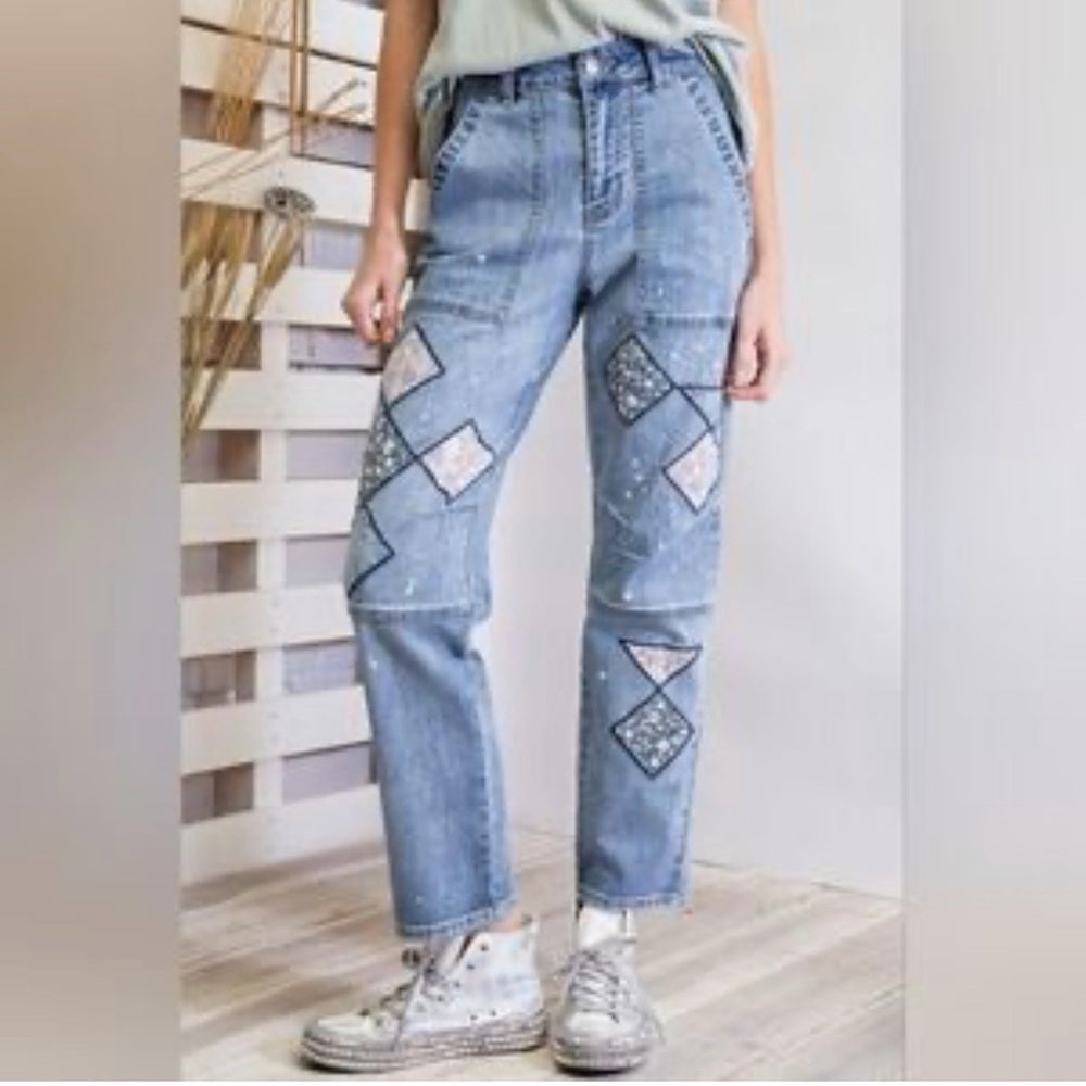 831. Easel Patchwork Blue Jeans