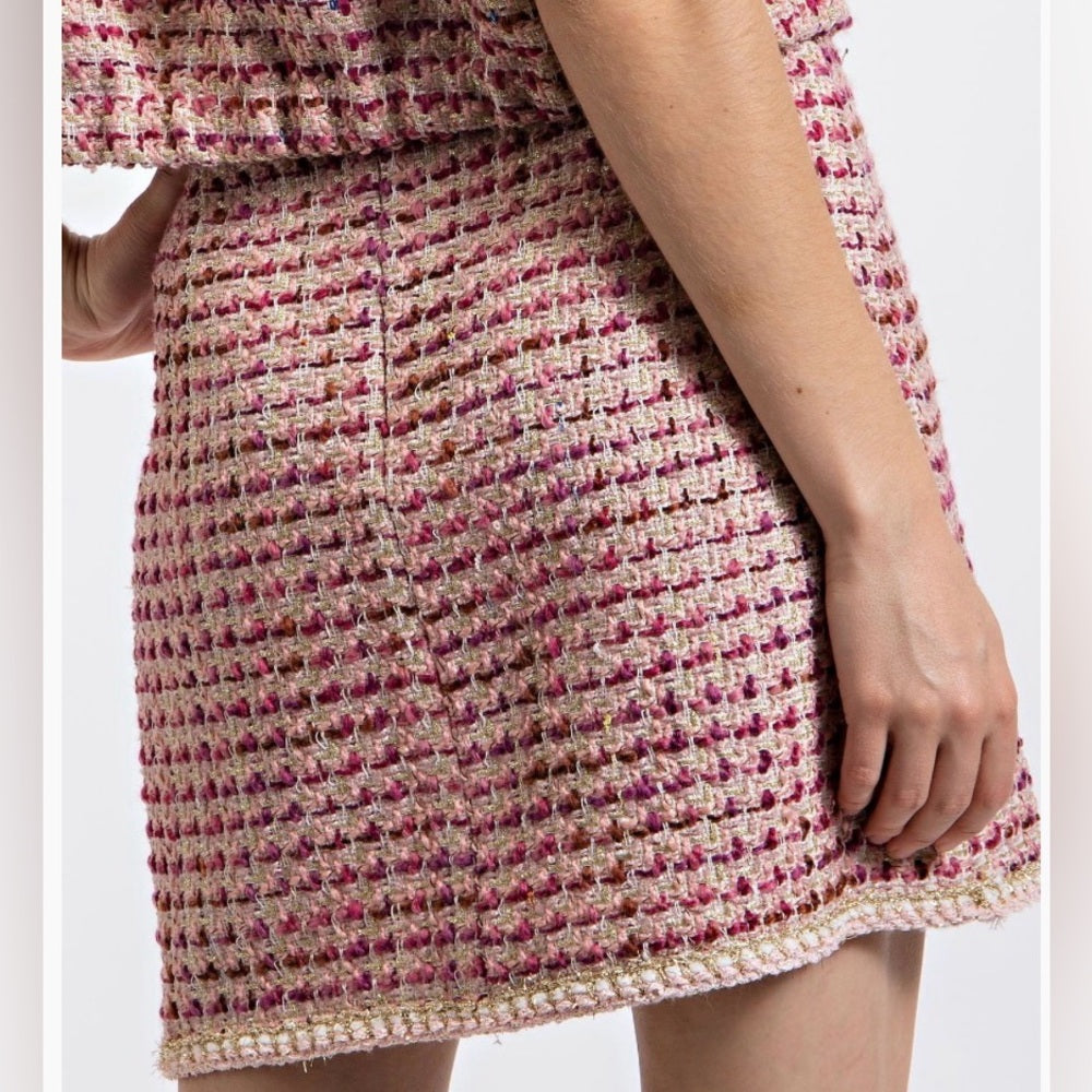 838. Easel Chic Tweed Pink Skirt