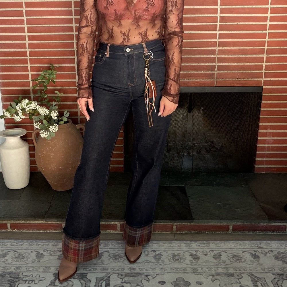 860. High-Waisted Dark Wash Denim Jeans With Plaid Cuffs