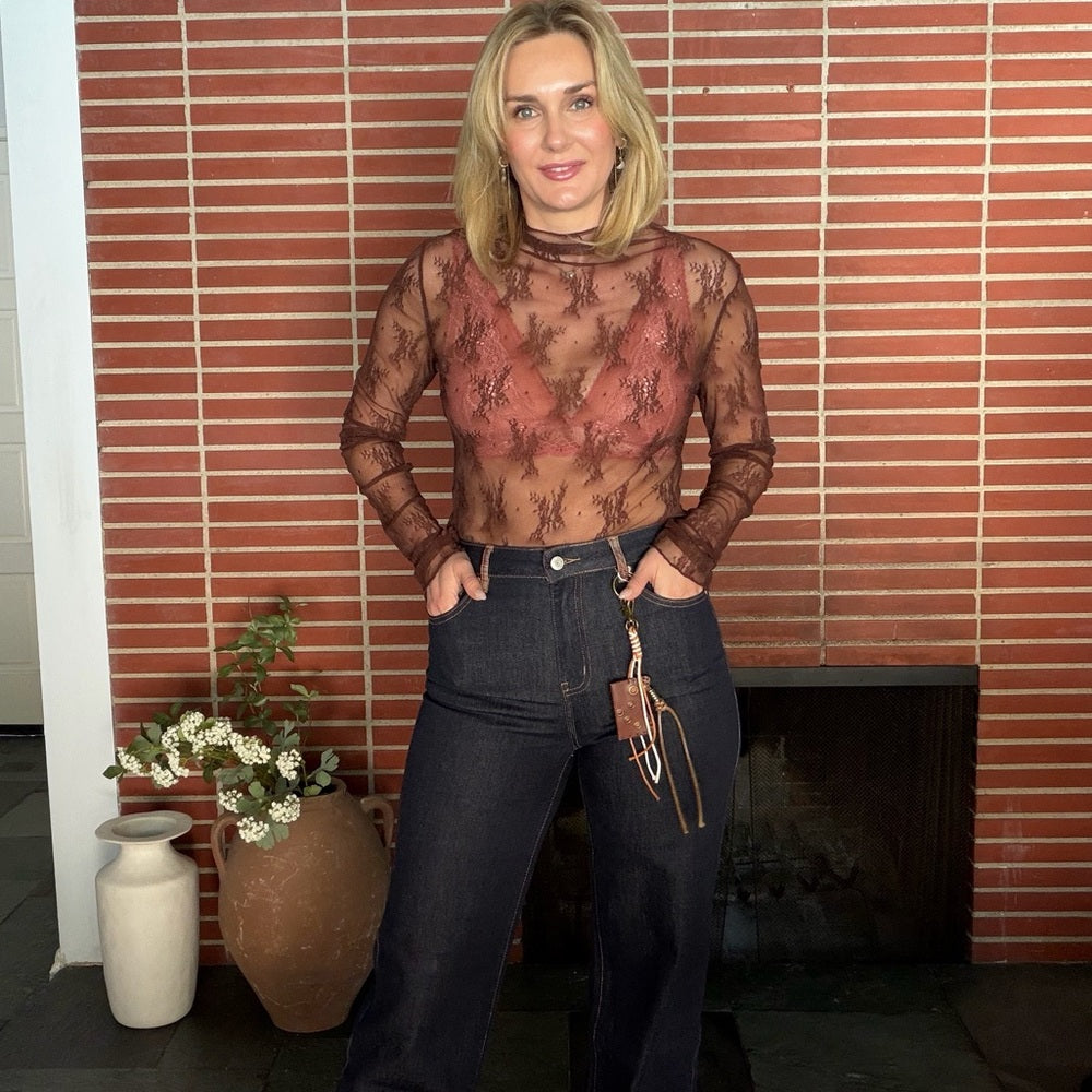 860. High-Waisted Dark Wash Denim Jeans With Plaid Cuffs