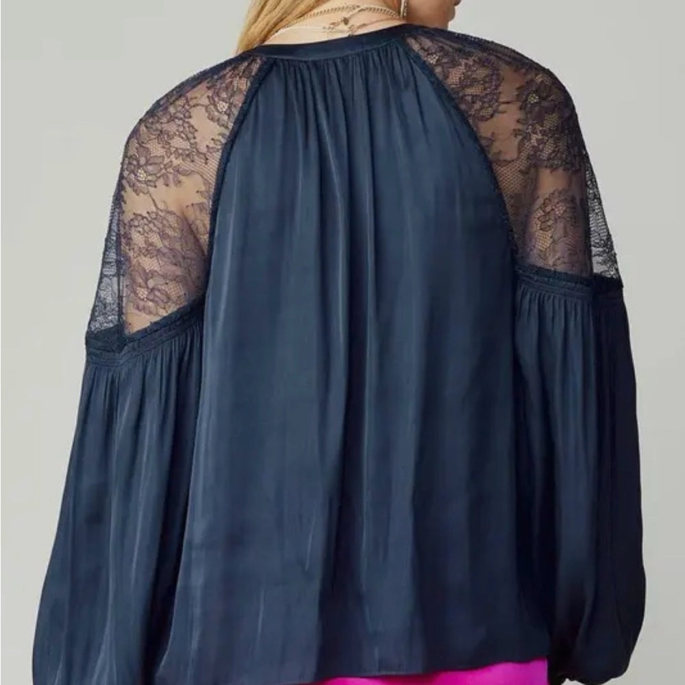 865. Current Air Navy Lace Sleeve Blouse