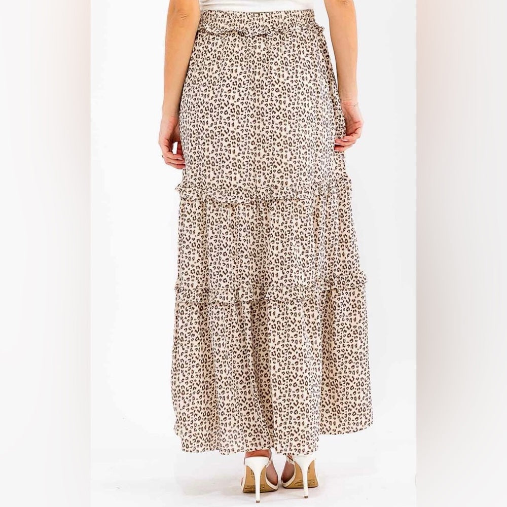 884. Leopard Print Elastic Waist Maxi Skirt