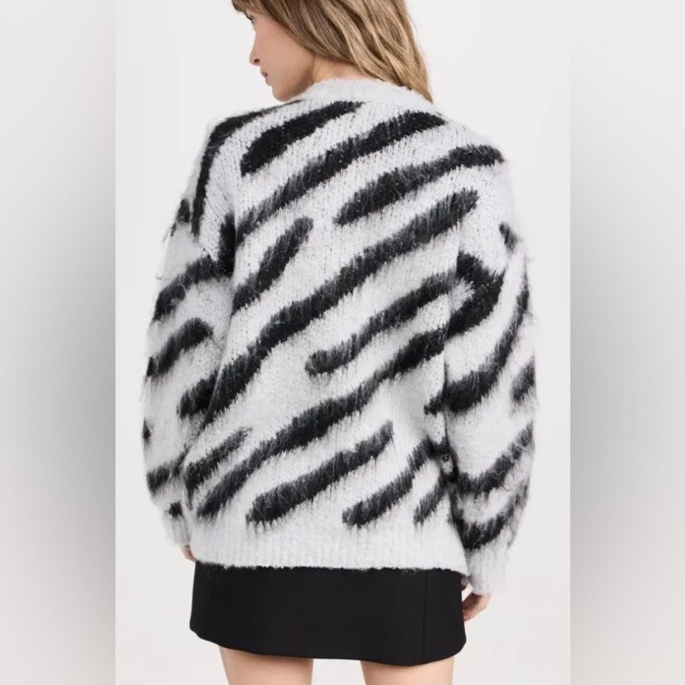 920. LINE & DOT Luisa Black and Grey Sweater