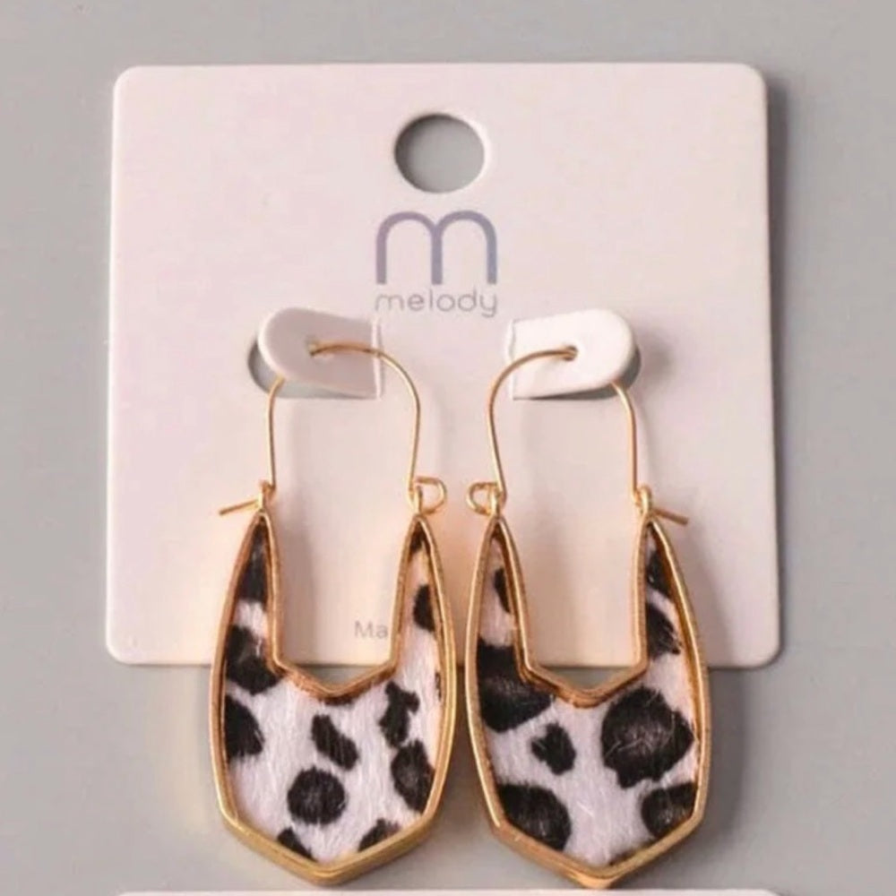 925. Gold and White Leopard Earrings