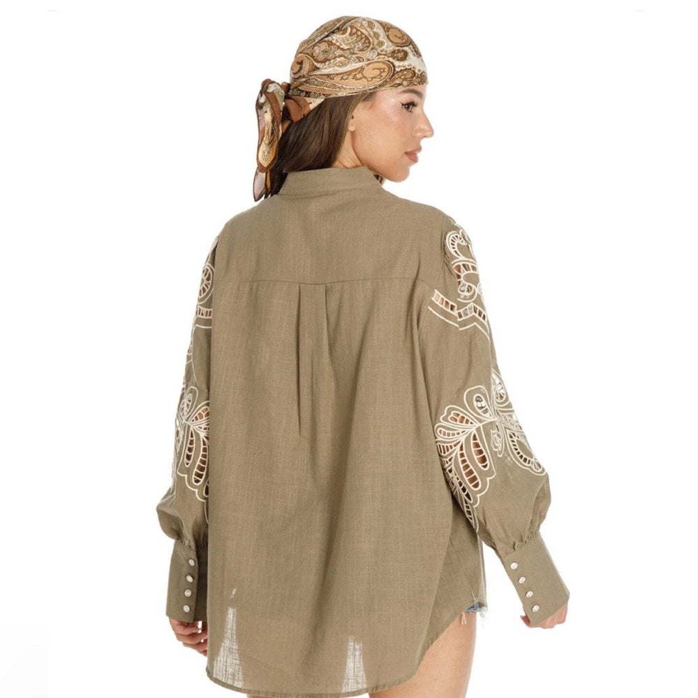 962. Embroidered Moss Green Button Down Shirt