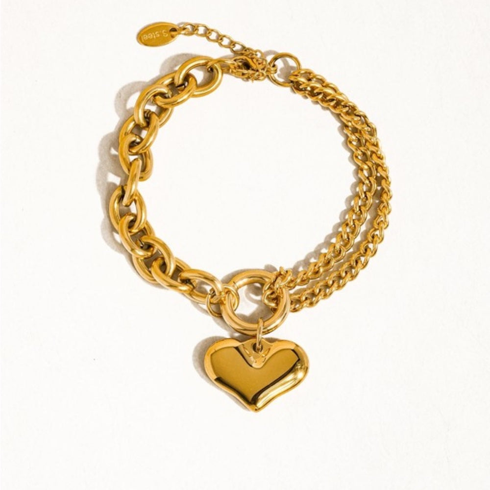 981. 18k Gold Non-tarnish Heart Chain Bracelet